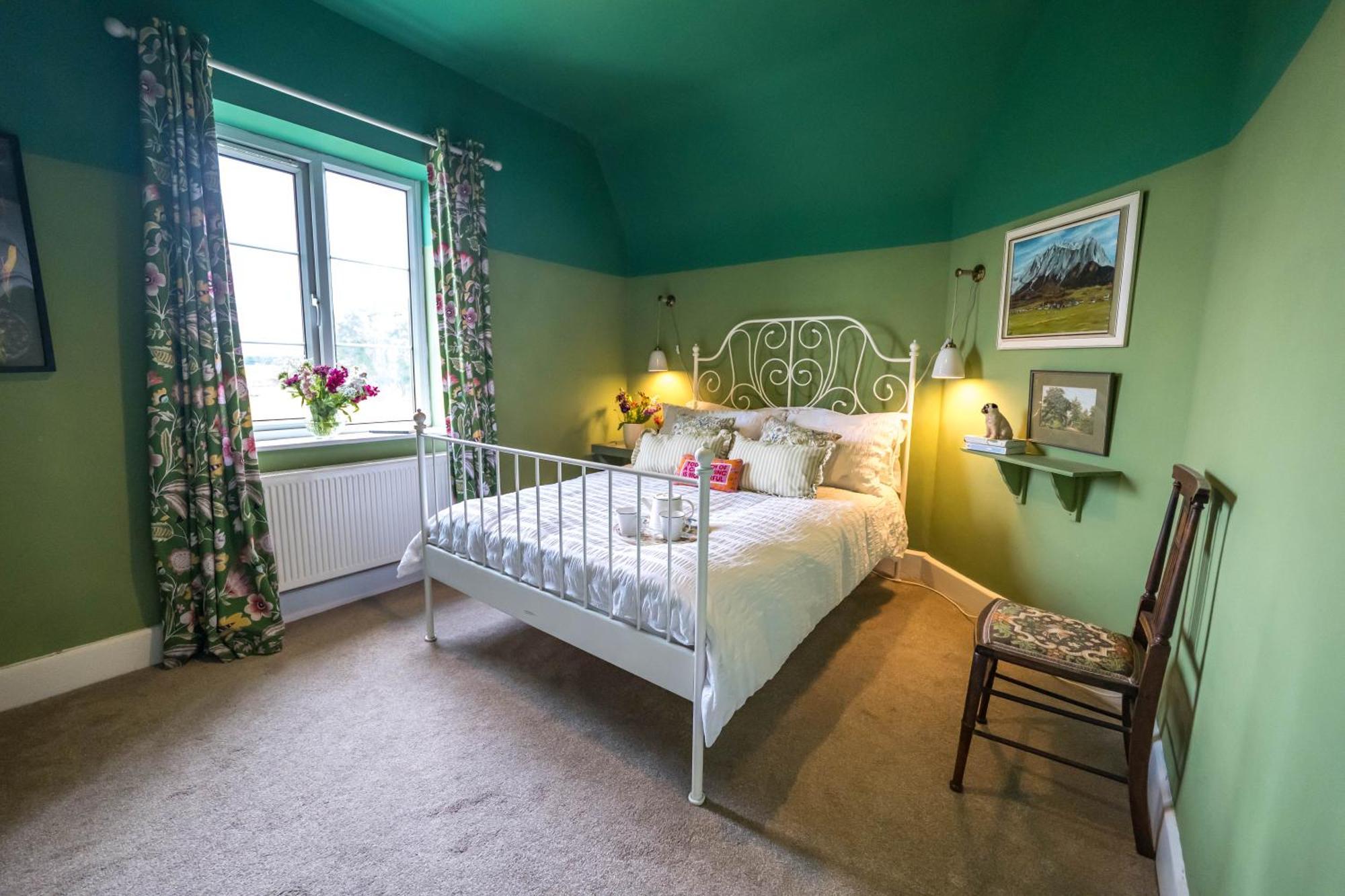 Large Country Cottage, Sleeps 8 - Spa Facilities, Garden Bar, Catering Services, Free Parking, Nature Reserve, Hen Parties Scunthorpe Kültér fotó