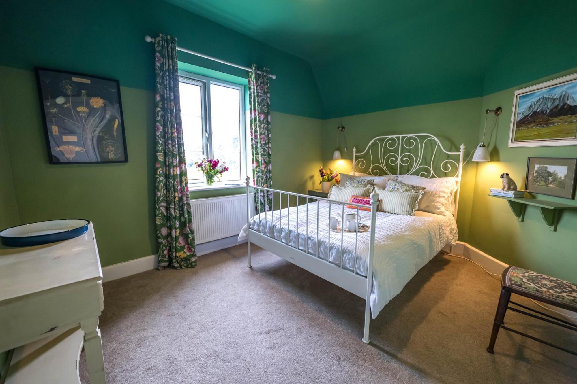Large Country Cottage, Sleeps 8 - Spa Facilities, Garden Bar, Catering Services, Free Parking, Nature Reserve, Hen Parties Scunthorpe Kültér fotó
