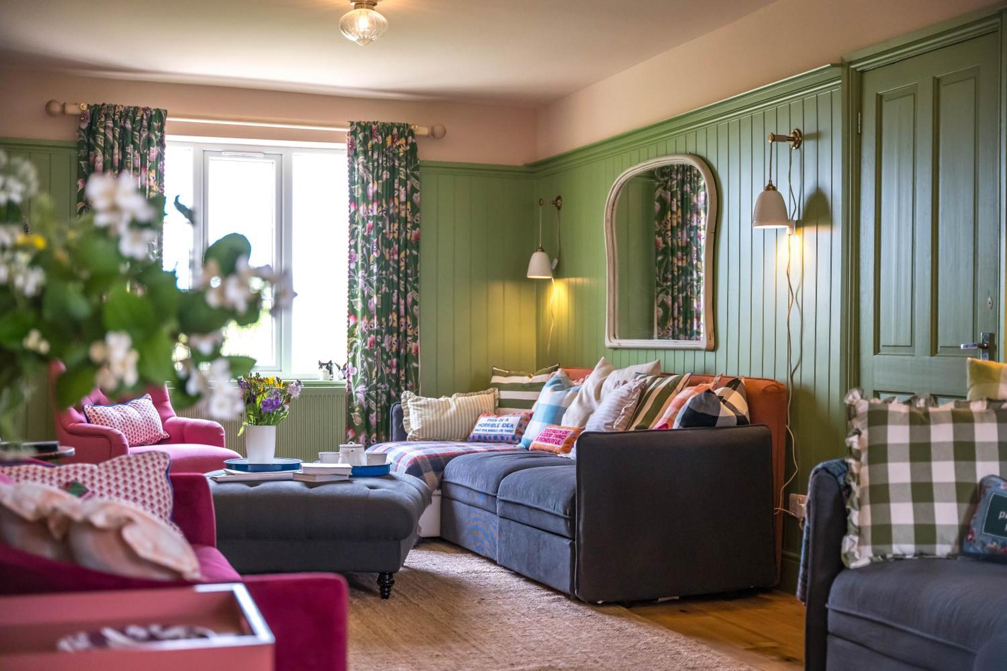 Large Country Cottage, Sleeps 8 - Spa Facilities, Garden Bar, Catering Services, Free Parking, Nature Reserve, Hen Parties Scunthorpe Kültér fotó