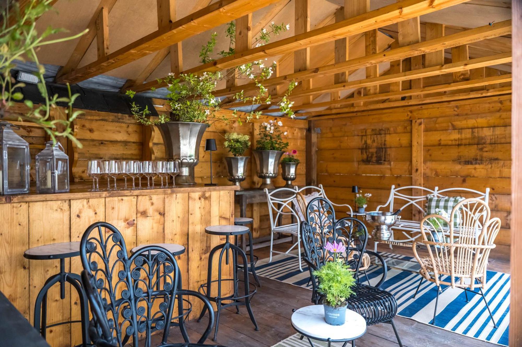 Large Country Cottage, Sleeps 8 - Spa Facilities, Garden Bar, Catering Services, Free Parking, Nature Reserve, Hen Parties Scunthorpe Kültér fotó