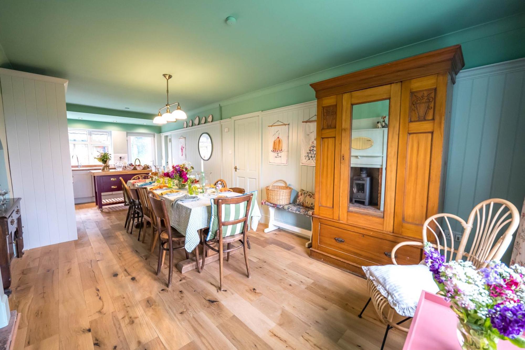 Large Country Cottage, Sleeps 8 - Spa Facilities, Garden Bar, Catering Services, Free Parking, Nature Reserve, Hen Parties Scunthorpe Kültér fotó
